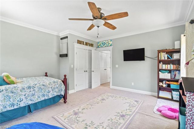 2100 Saint Brides RD W, Chesapeake, VA 23322