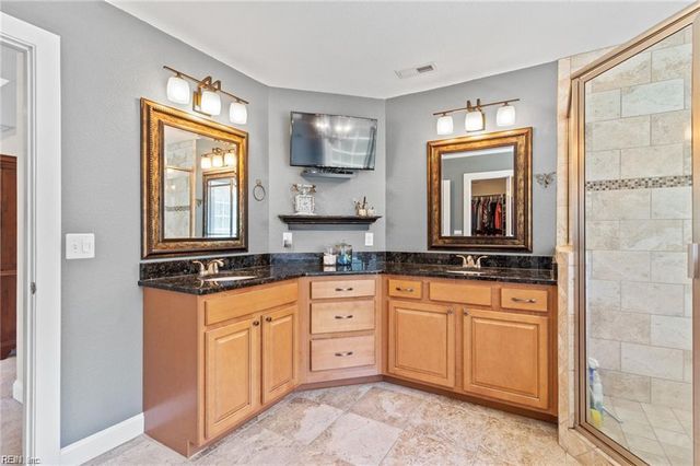 2100 Saint Brides RD W, Chesapeake, VA 23322