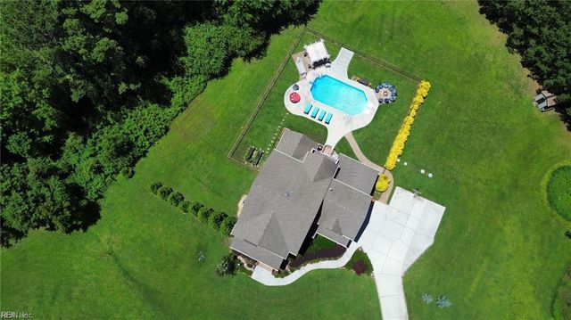 2100 Saint Brides RD W, Chesapeake, VA 23322