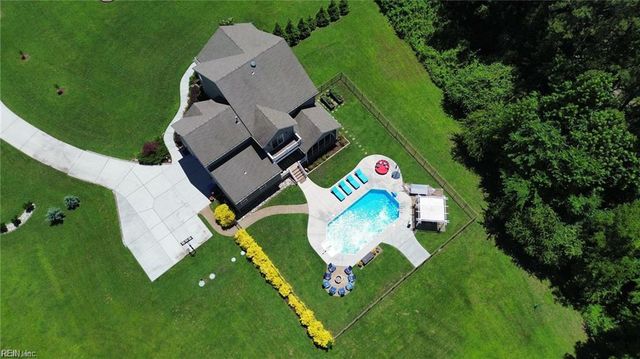 2100 Saint Brides RD W, Chesapeake, VA 23322