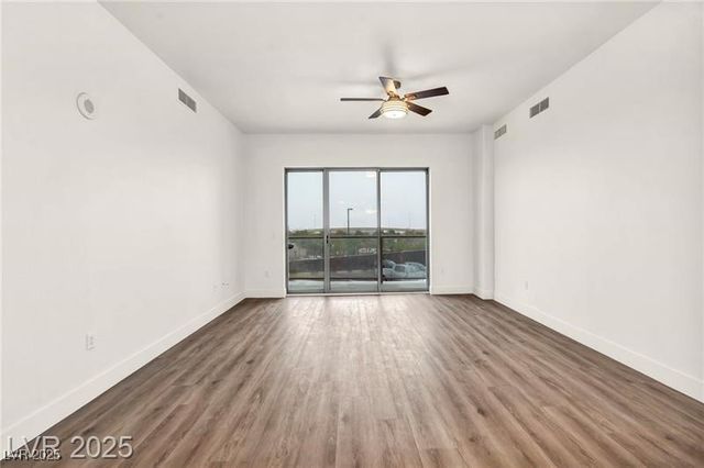 8255 Las Vegas Boulevard 618, Las Vegas, NV 89123