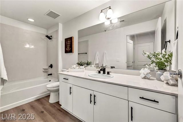 8255 Las Vegas Boulevard 618, Las Vegas, NV 89123