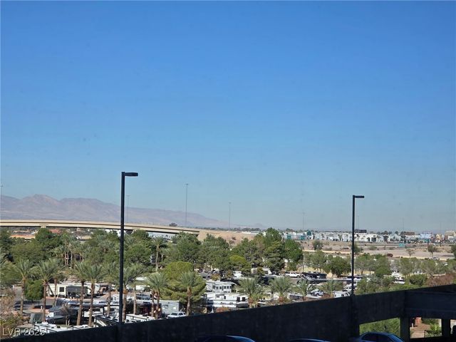 8255 Las Vegas Boulevard 618, Las Vegas, NV 89123