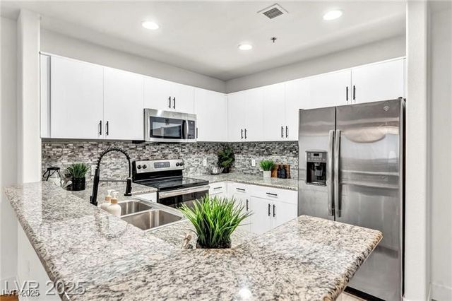 8255 Las Vegas Boulevard 618, Las Vegas, NV 89123