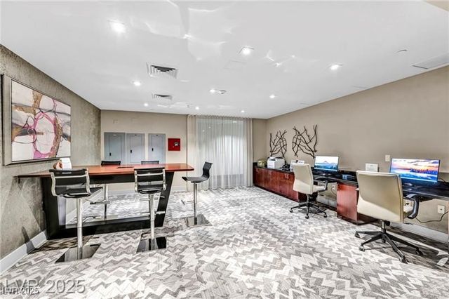 8255 Las Vegas Boulevard 618, Las Vegas, NV 89123