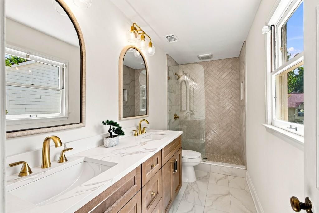 Image 20 of property listing at 1113 Capital Club Circle NE, Brookhaven, GA 30319