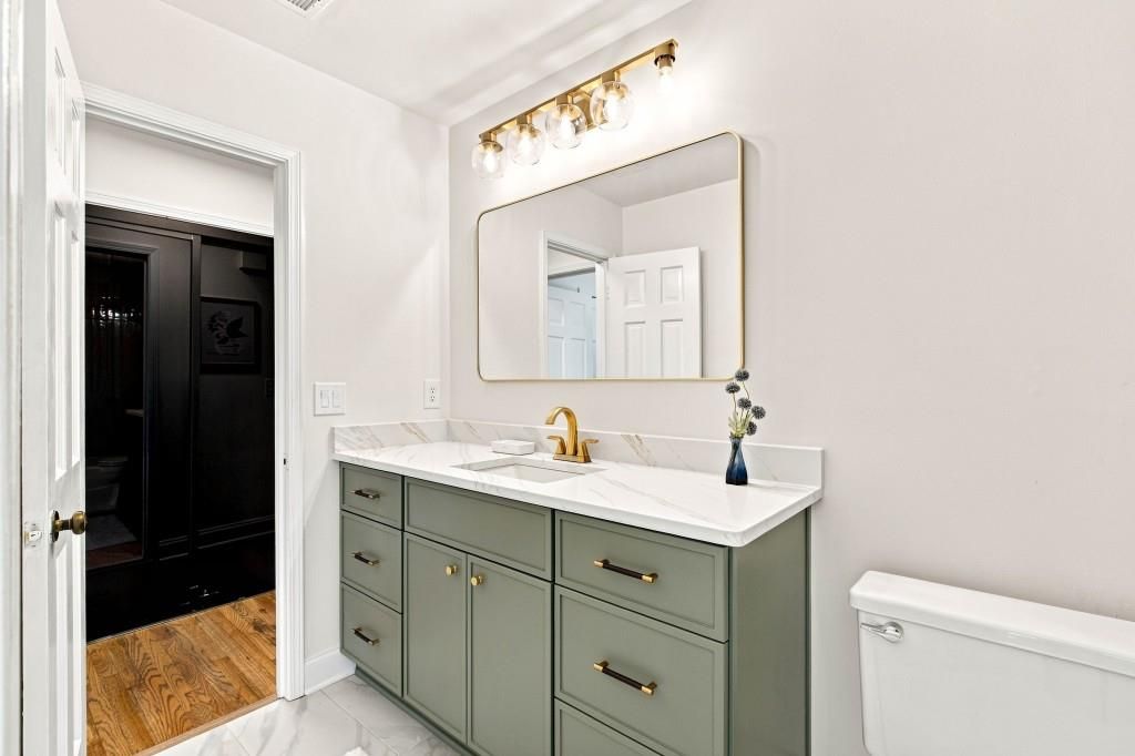 Image 27 of property listing at 1113 Capital Club Circle NE, Brookhaven, GA 30319