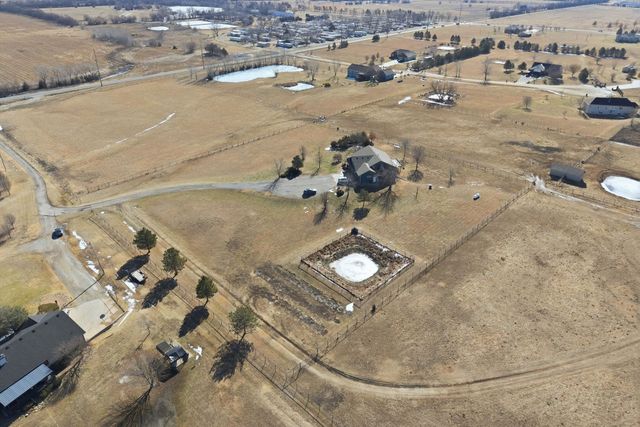 4529 S Webb Rd, Derby, KS 67037