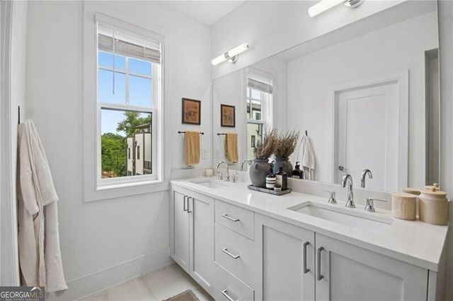 1344 Booth Avenue NW, Atlanta, GA 30318