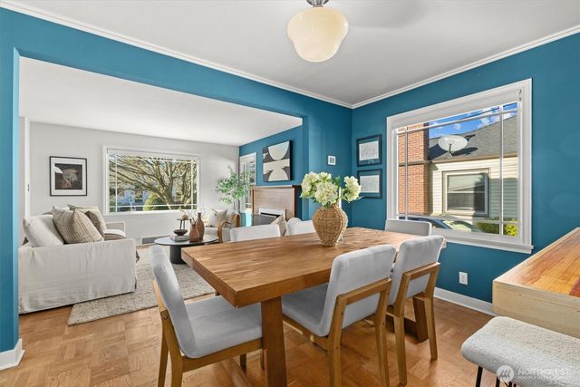 8014 17th Avenue NW, Seattle, WA 98117