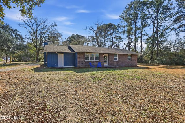 1262 Sea Island Parkway, St. Helena Island, SC 29920