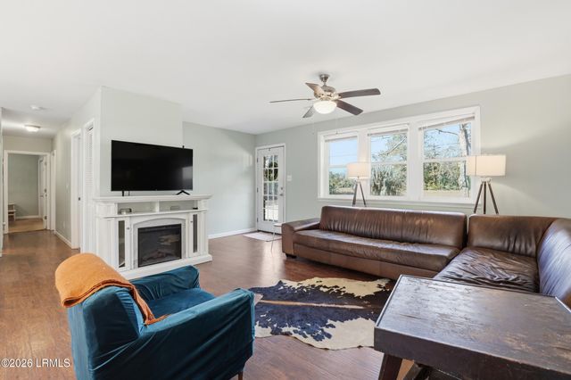 1262 Sea Island Parkway, St. Helena Island, SC 29920