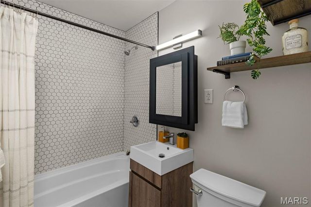 434 Harrison Avenue, Ferguson, MO 63135