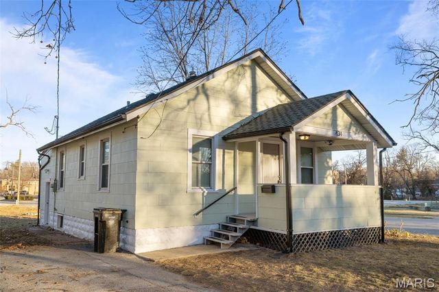 434 Harrison Avenue, Ferguson, MO 63135