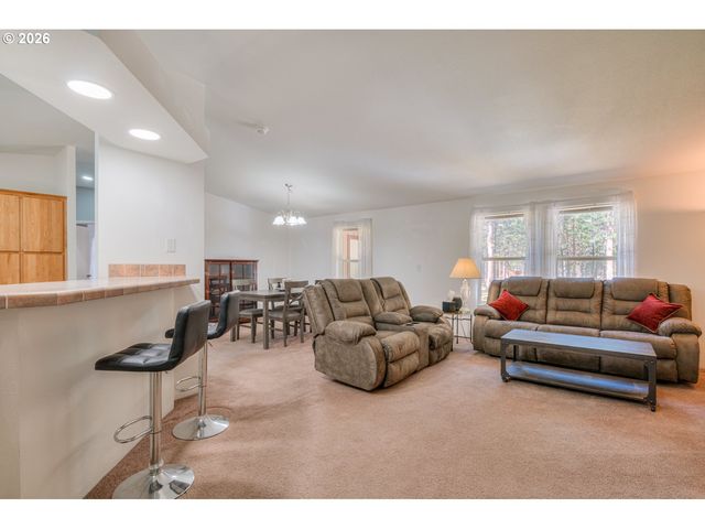148728 SNUFFY Dr, La Pine, OR 97739