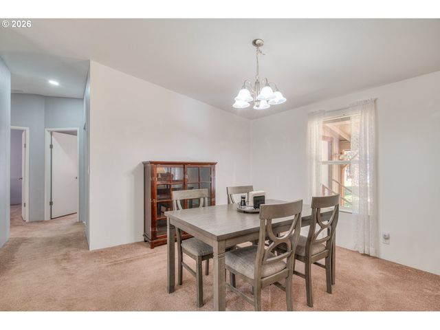 148728 SNUFFY Dr, La Pine, OR 97739