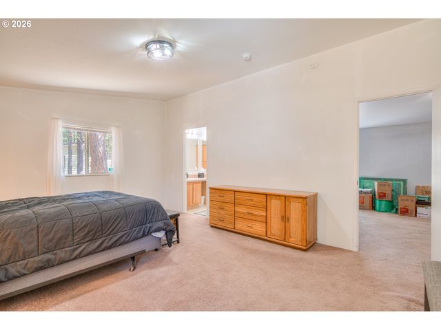 148728 SNUFFY Dr, La Pine, OR 97739