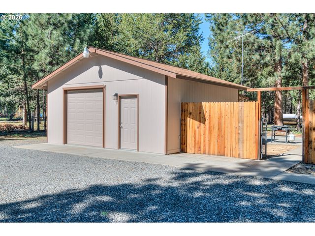 148728 SNUFFY Dr, La Pine, OR 97739