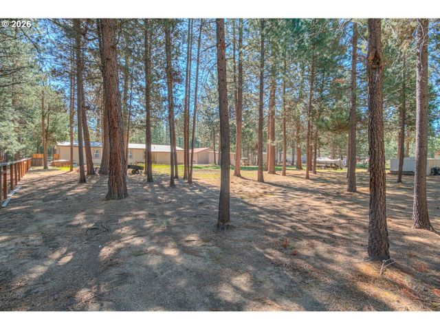 148728 SNUFFY Dr, La Pine, OR 97739