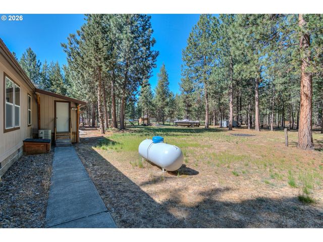 148728 SNUFFY Dr, La Pine, OR 97739