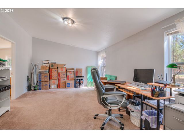 148728 SNUFFY Dr, La Pine, OR 97739