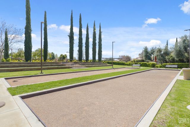 9803 Petersburg Place, Bakersfield, CA 93306