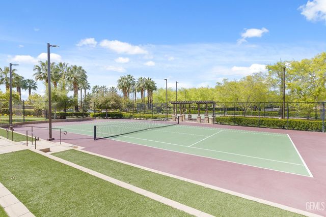 9803 Petersburg Place, Bakersfield, CA 93306