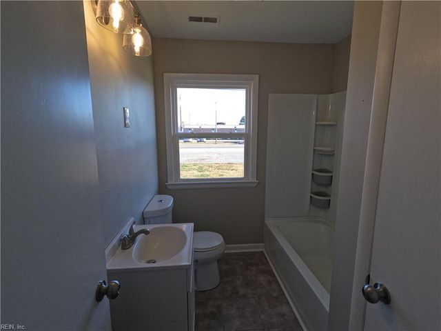 5301 Chestnut AVE, Newport News, VA 23605