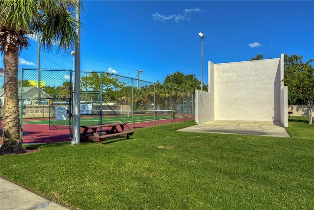 9110 TUDOR DRIVE L106, Tampa, FL 33615