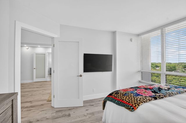 6815 Willow Wood Drive 4073, Boca Raton, FL 33434