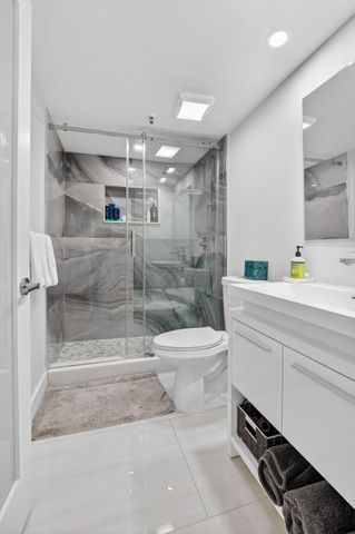 6815 Willow Wood Drive 4073, Boca Raton, FL 33434