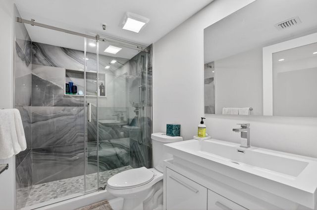 6815 Willow Wood Drive 4073, Boca Raton, FL 33434