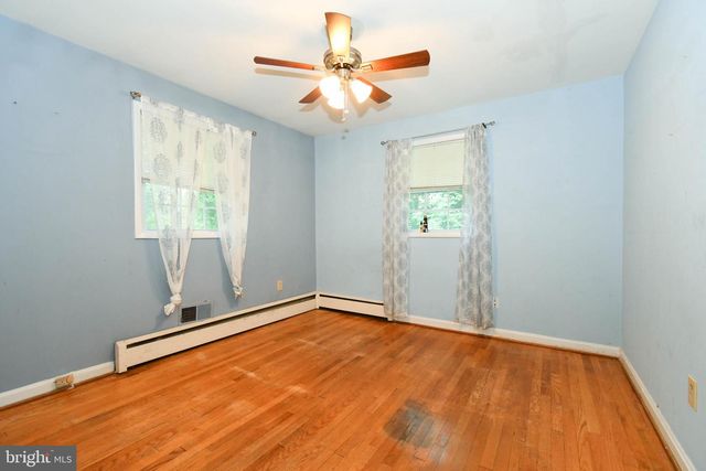 5209 YUMA CT, Alexandria, VA 22312