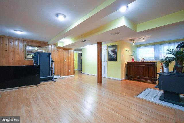 5209 YUMA CT, Alexandria, VA 22312