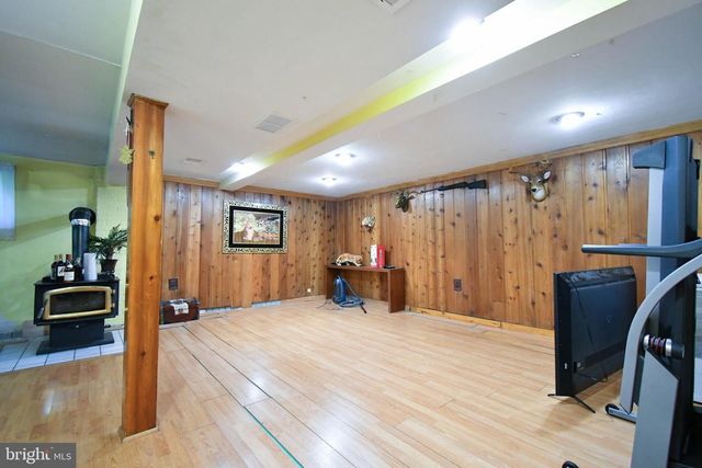 5209 YUMA CT, Alexandria, VA 22312