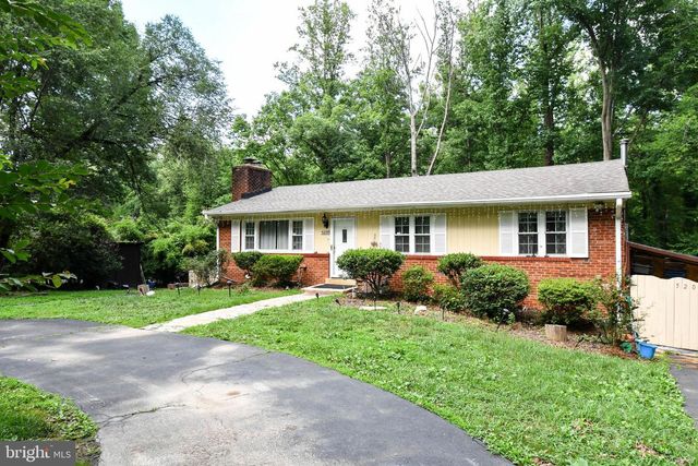 5209 YUMA CT, Alexandria, VA 22312