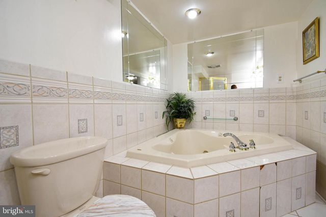 5209 YUMA CT, Alexandria, VA 22312