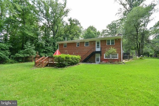 5209 YUMA CT, Alexandria, VA 22312