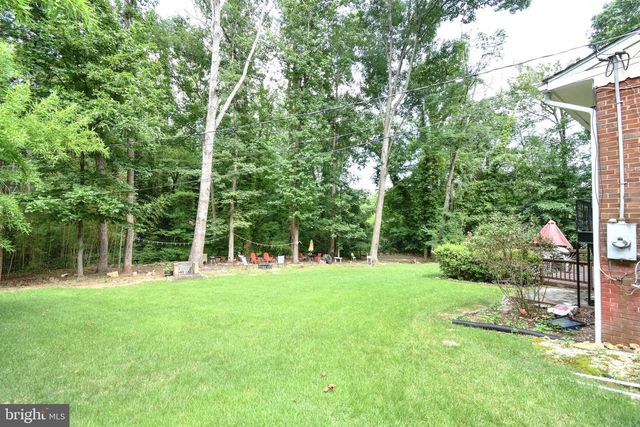 5209 YUMA CT, Alexandria, VA 22312