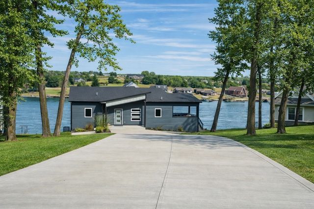 3126 Big Bend Road, Ellston, IA 50074