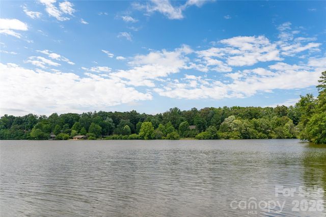 1116 Perch Fly Court, Biltmore Lake, NC 28715
