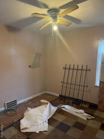 11443 Somerset Avenue, Detroit, MI 48224