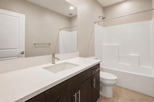 785 Trunorth Circle, Escondido, CA 92026