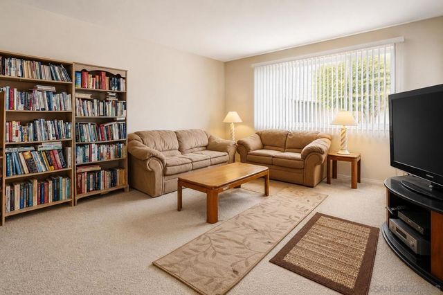 785 Trunorth Circle, Escondido, CA 92026