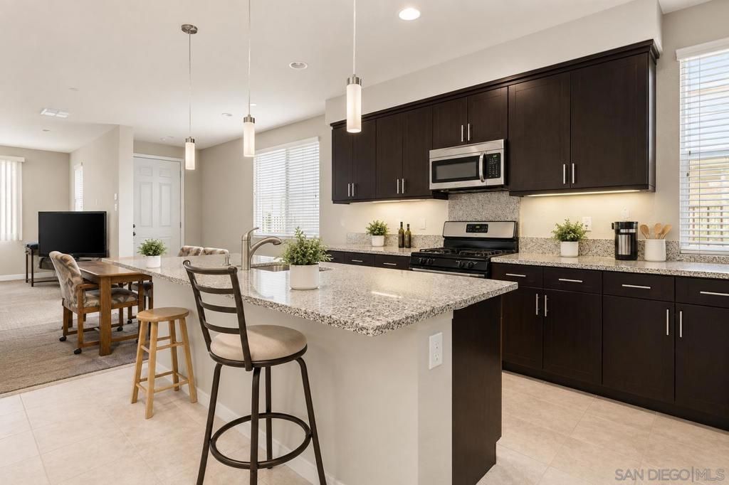 785 Trunorth Cir, Escondido, CA 92026 — photo 2