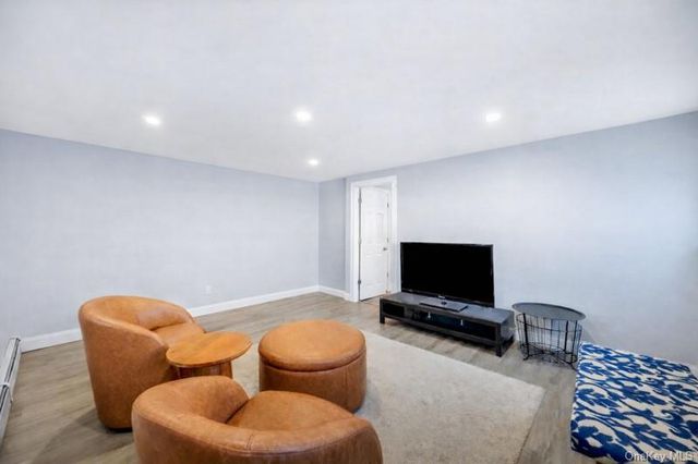 39 Joseph Place, Nesconset, NY 11767