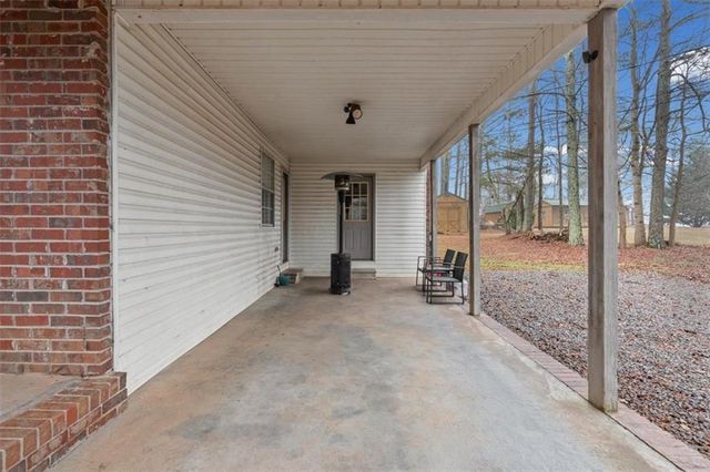723 Buchanan Bypass, Buchanan, GA 30113
