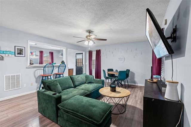 723 Buchanan Bypass, Buchanan, GA 30113