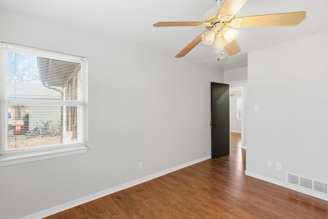 1710 Kay Avenue, Bridgeport, TX 76426