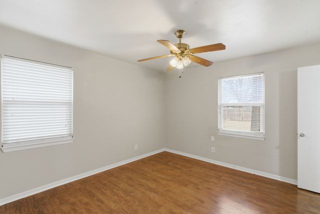 1710 Kay Avenue, Bridgeport, TX 76426